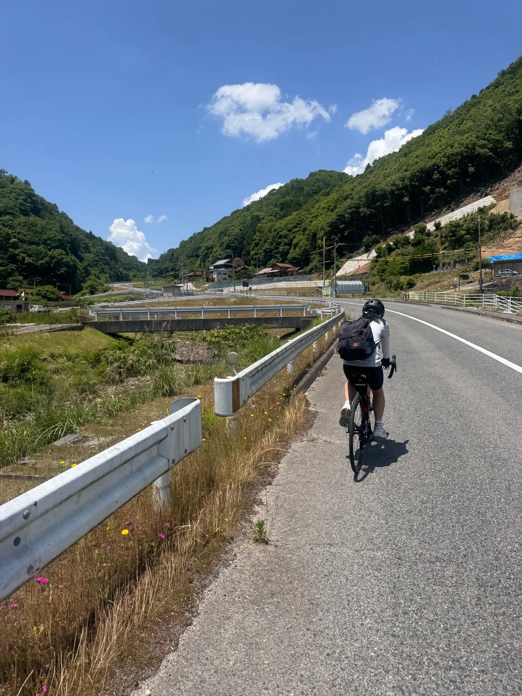 Today was beautiful and sunny, but also とても熱い🥵
