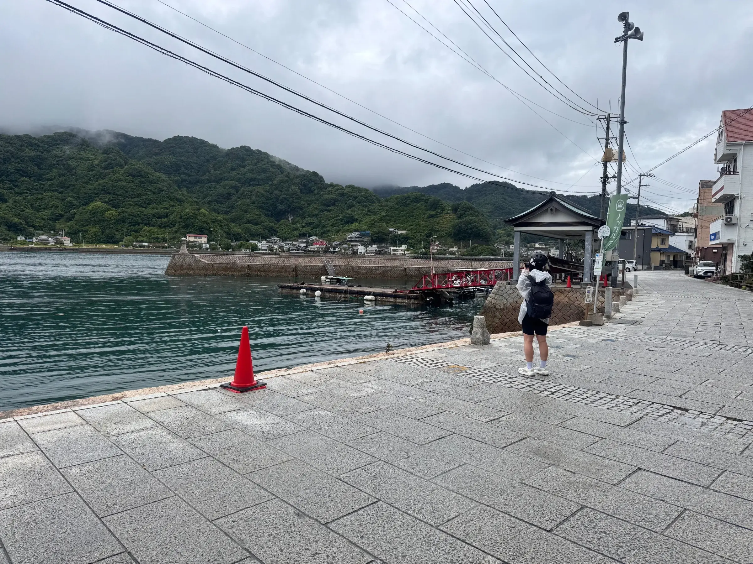 Small port town along the Kaido. Great place to stop for a snack