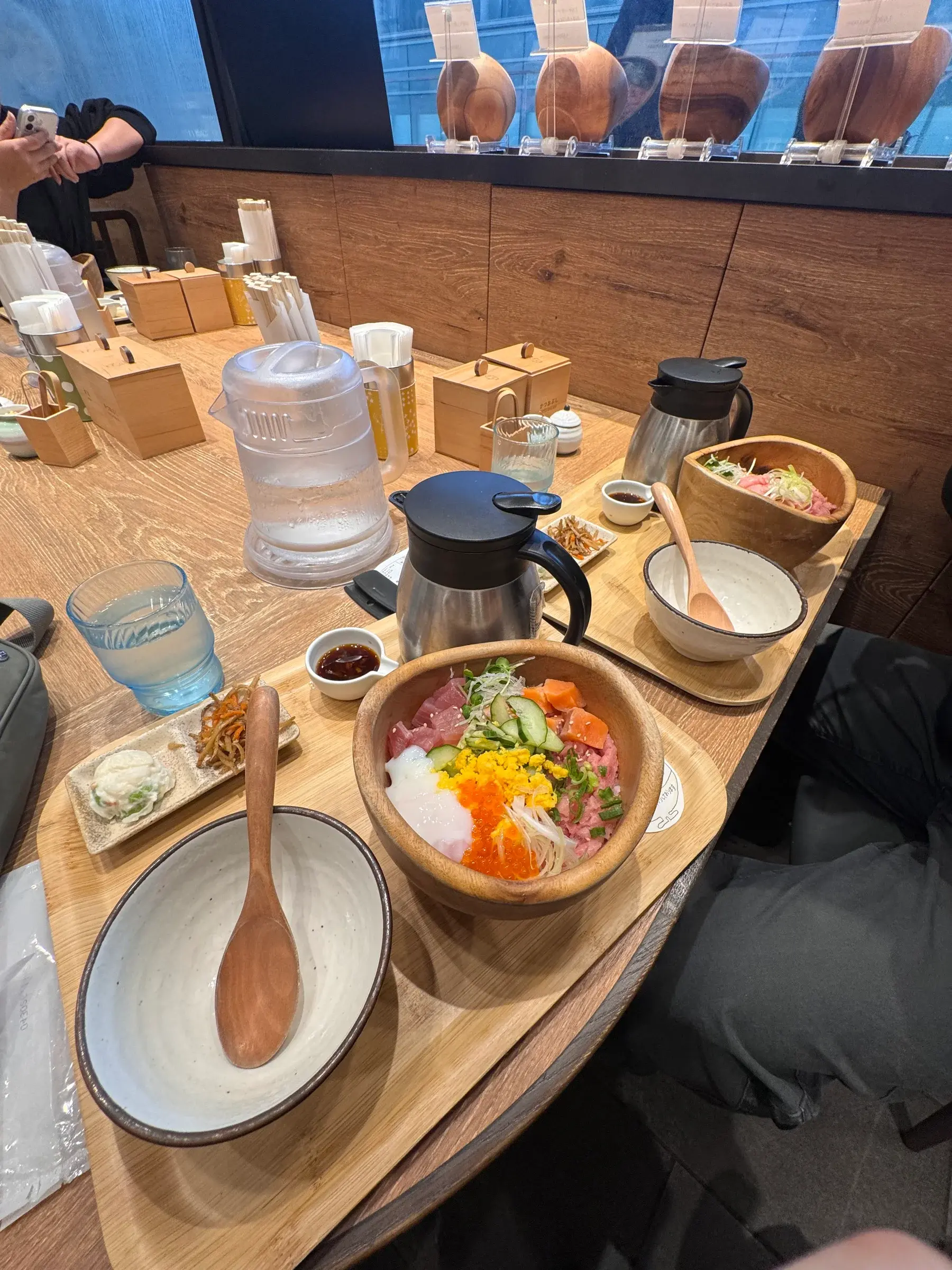 お茶漬け(ochazuke) - sashimi over rice with broth or tea poured over
https://maps.app.goo.gl/5Q4NKkuXCCc3gbE79?g_st=ic